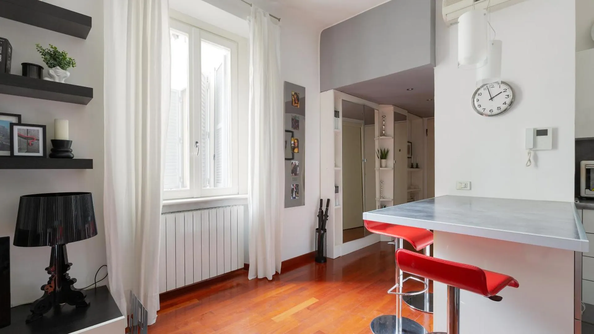 Porta Venezia M1 Cosy Apartment Milan 0*,